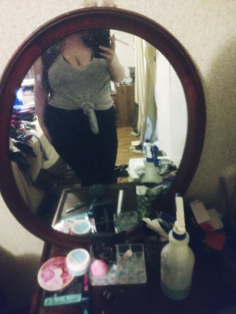 Happy birthday to me🖤
This queen will be relaxing and writing today😍 And I'll be posting content on my only fans later today😍
Wallet drain for my special day?😘
Cashapp; $BlackSails4

#findom #findomme #walletdrain #onlyfansgirl