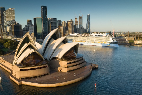 PortalCruceros's tweet photo. Autoridad de NSW espera un millón de pasajeros en período 2022-2023 - https://t.co/xBHn17l16M #PuertosSydney #APNSW #PacificAdventure #CarnivalSplendor https://t.co/iTLWW0iejq