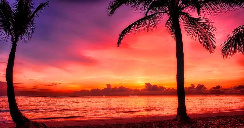 Pic of the Night…Illumination 💗💜💛🧡💗 
best-online-travel-deals.com  
#sunsetphotography #sunsettrip #sunsets #beach