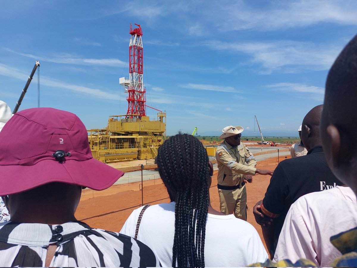 UNOC_UG's tweet photo. Today, the MPs (Environment and Natural Resources Committee) have visited the ZPEB RIG (Jobi-Rii5) site in Nwoya District. 

The rig will drill 16 oil wells before moving to nine other well pads, which facilitate drilling.

 We are a joint venture partner in the Tilenga project. https://t.co/XQ6RV3l3N9