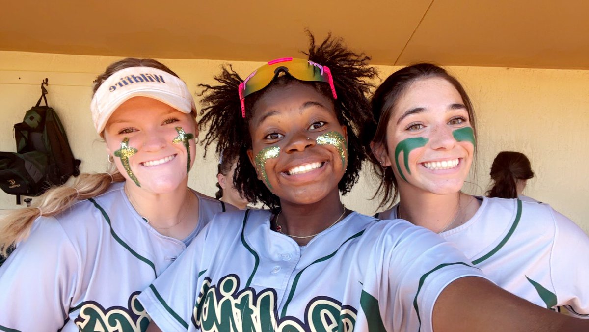Hwillis_2024's tweet photo. ☄️☄️💣💣DINGER ALERT💣💣☄️☄️Tc Celtics Softball District Championship!!! I assisted in a OTF Homerun also 2 RBIs and 2 fly balls caught🤩💚 #TCceltics #Softball #Homerun @TCSoftball2020 @OcalaPreps @StriveSoftball @TopPreps https://t.co/3hh32Vg7u0