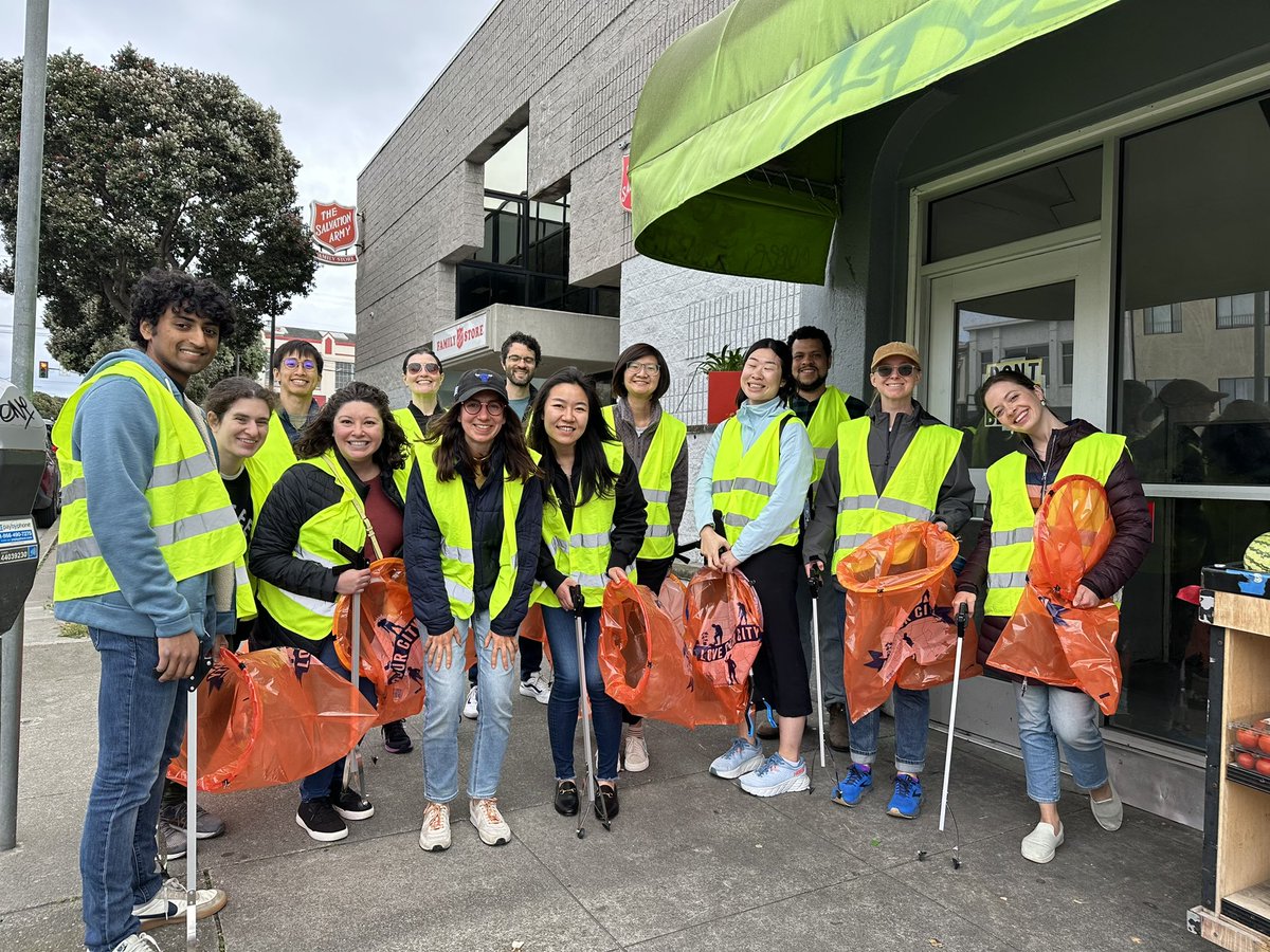 Happy Trashy Birthday to Alaina, who organized a cleanup to celebrate! What a gift to the community and environment. Thank you everyone!

#trashybirthday #keepsfclean #refuserefuse
