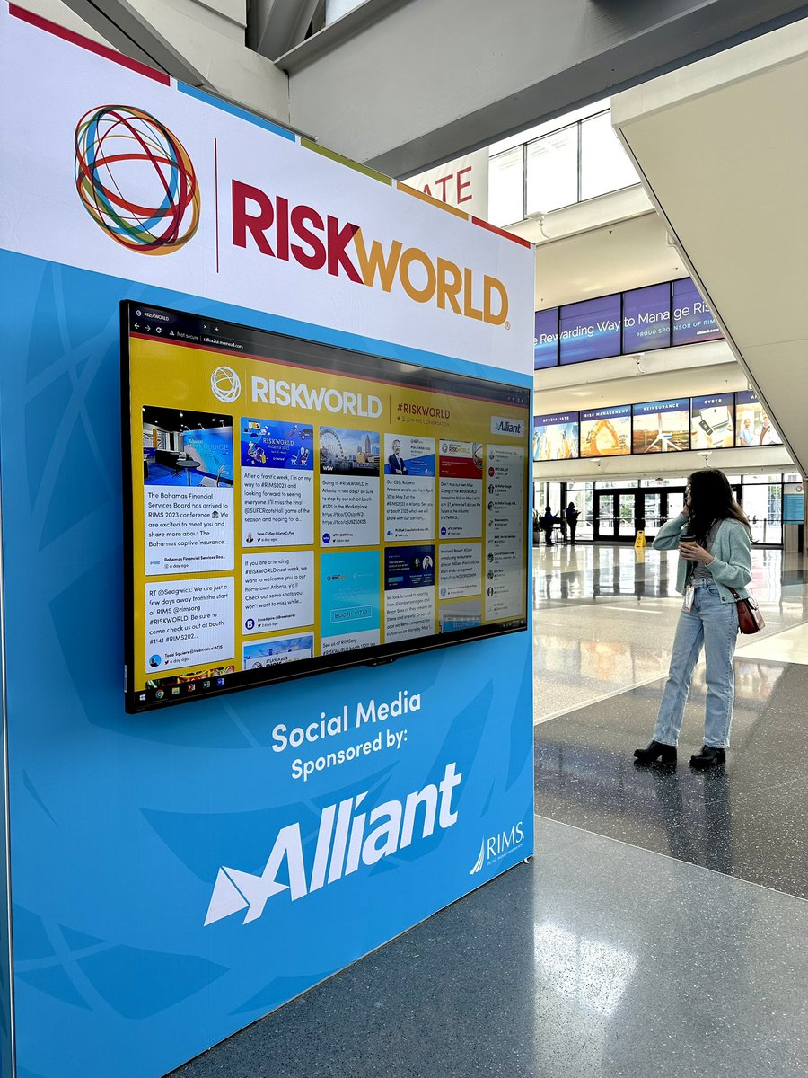 ShariPaul's tweet photo. How fast did #RISKWORLD fly by? What a whirlwind week of connecting with the amazingly talented &amp; exceptionally brilliant Alliant team. Honored to have had the opportunity to represent #Alliant &amp; assist our colleagues in showcasing their expertise. #TV #LiveStudio #SocialMedia https://t.co/l19uZGzli2