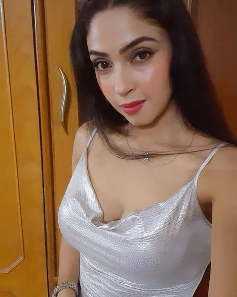 FilmyHoot's tweet photo. #filmyhoot https://t.co/bD10FEXgmV