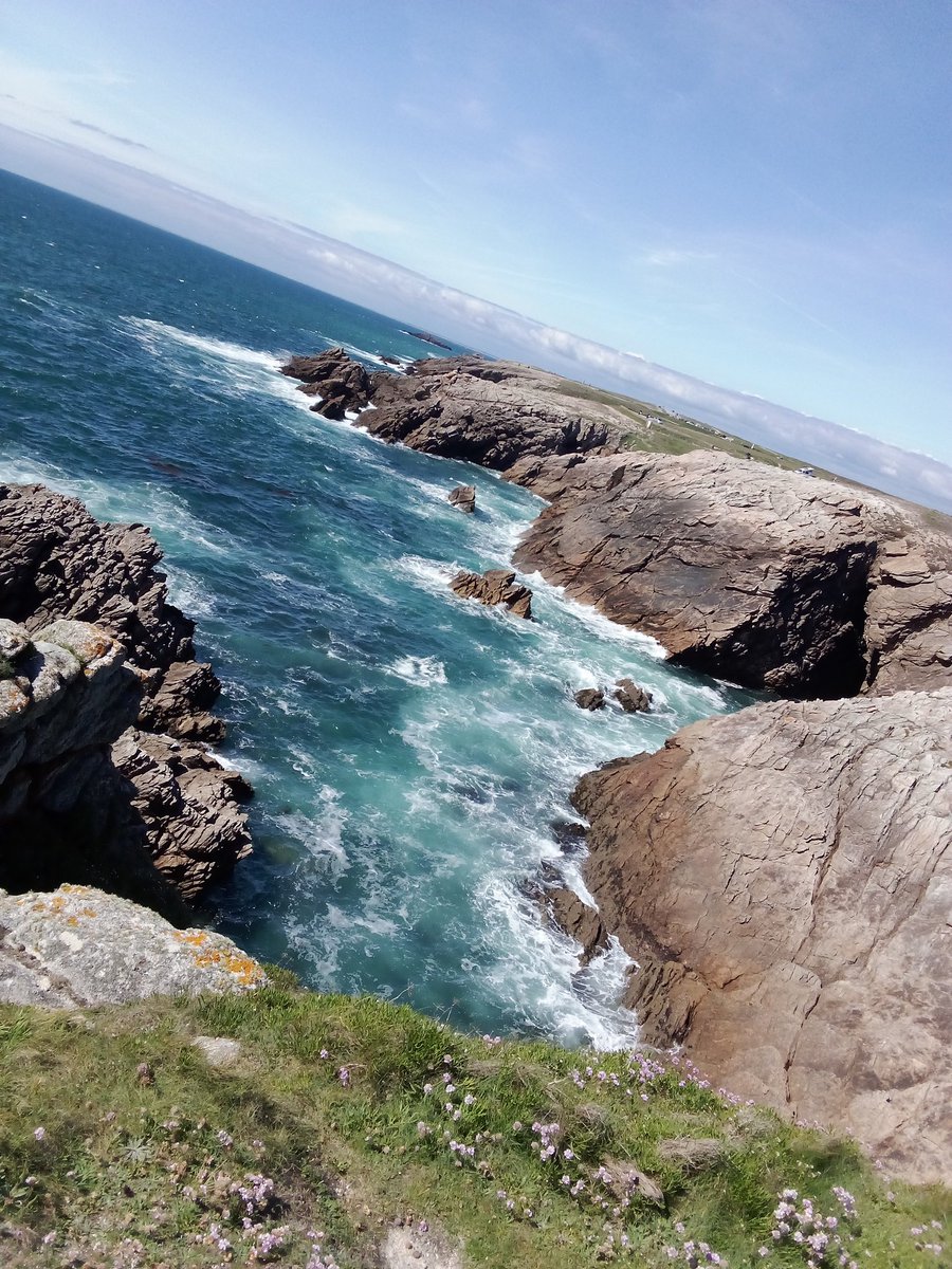 MargauxLM4's tweet photo. @MammBreizh Encore plus beau aujourd'hui avec le soleil 😎 https://t.co/n1nqKL2K53