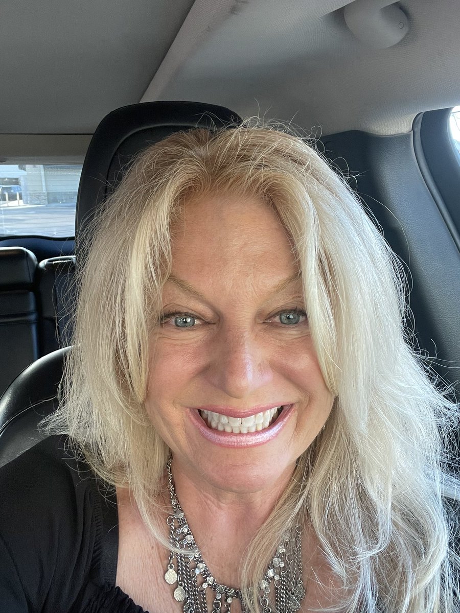 Happy Birthday to my mamma.  I love you mom. Hope you enjoy the party!