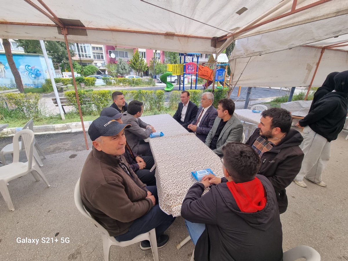 volkanmengi's tweet photo. Rahmetli #MehmetSay amcamız için verilen mevlid yemeğine katıldık. #AliSay Başkanımızın ve ailesinin başları sağolsun ve verdikleri mevlidi şeriflerini Allah kabul etsin…🌿🌹🤲 https://t.co/ymo1JUcg11