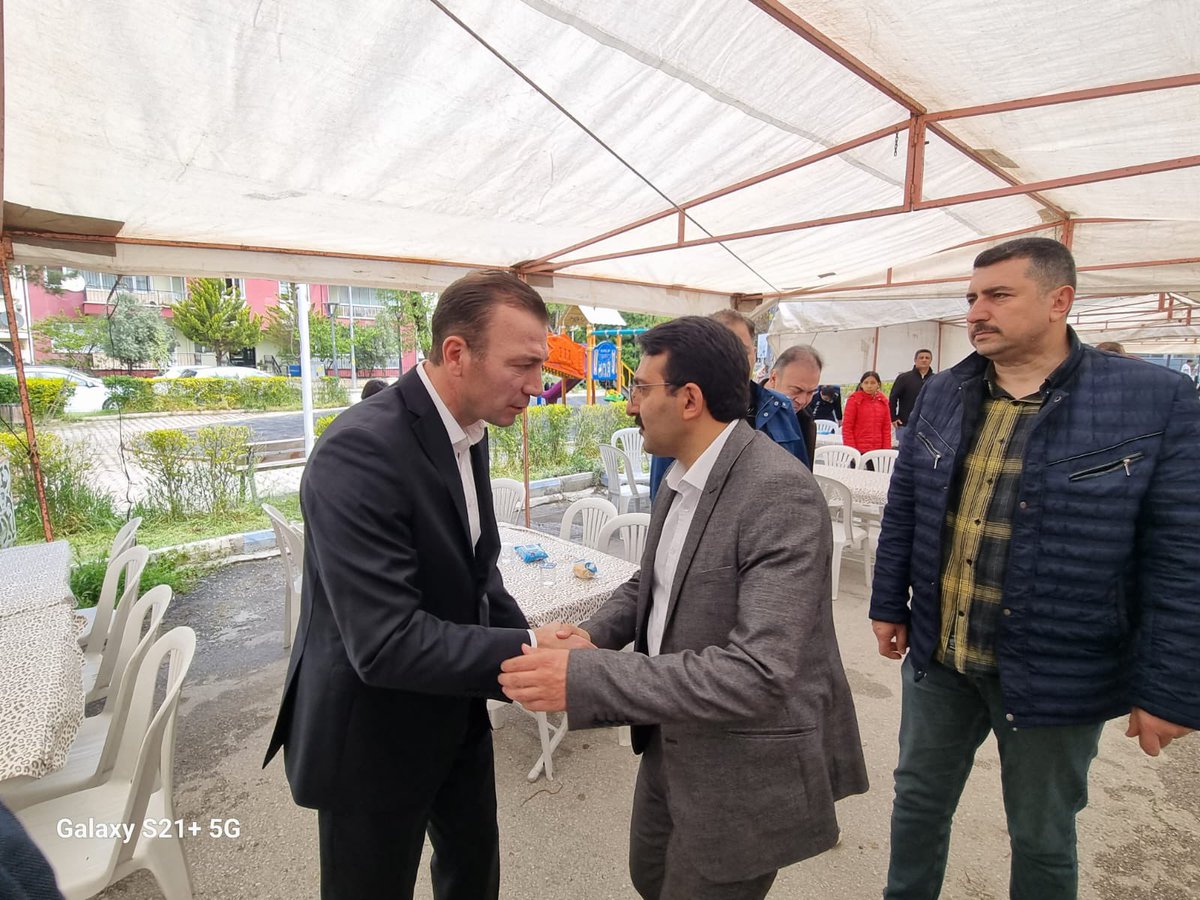 volkanmengi's tweet photo. Rahmetli #MehmetSay amcamız için verilen mevlid yemeğine katıldık. #AliSay Başkanımızın ve ailesinin başları sağolsun ve verdikleri mevlidi şeriflerini Allah kabul etsin…🌿🌹🤲 https://t.co/ymo1JUcg11
