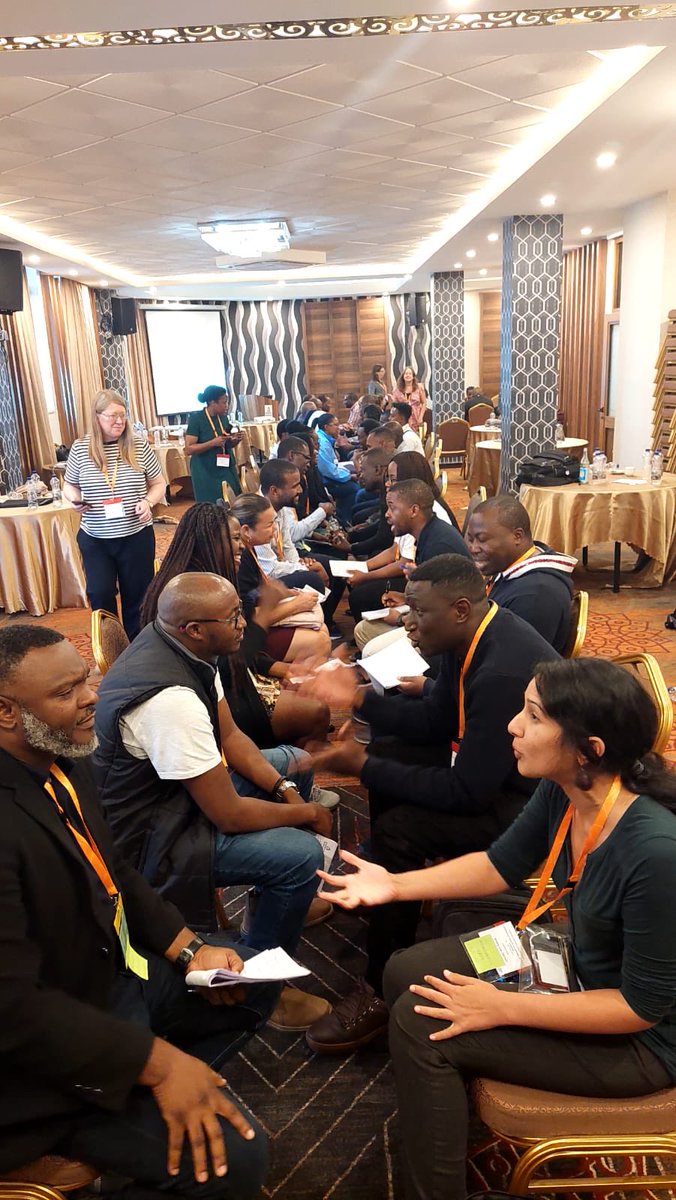 alicepn's tweet photo. And @libarbaraa_ @TADG_Creavin @DrLMJackson @JdaRocha1 marshalling the speed networking #pathogengenomicscapacity https://t.co/o9RJBLj2Fx