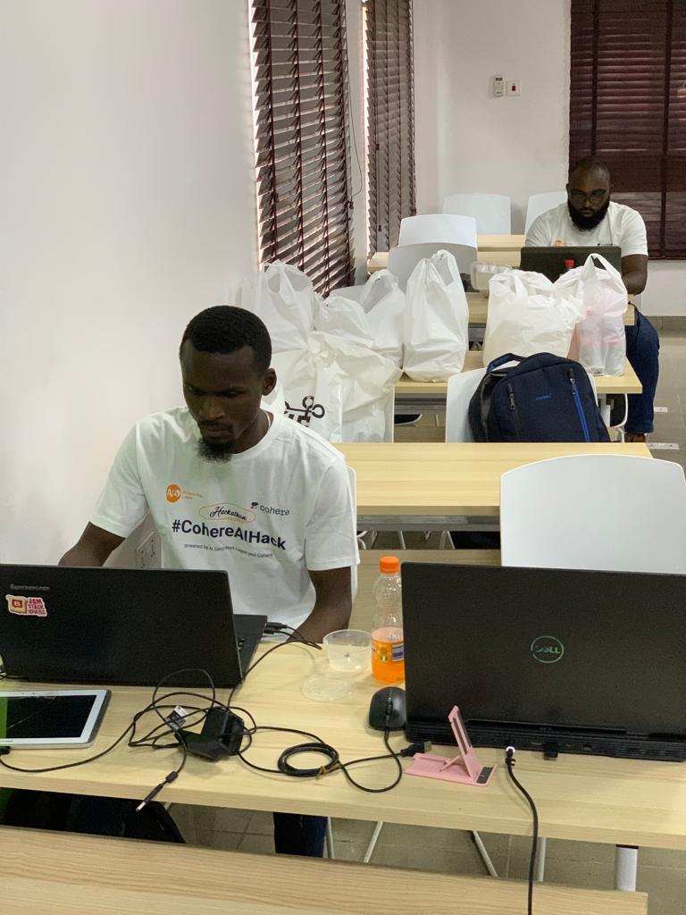 iGeorge_i's tweet photo. We just wrapped up an incredible #CohereAIHack in Lagos. We organized the Hackathon to bring together the best and brightest minds in the field of AI across Africa. Special thanks to @CohereAI  and @AISaturdayLagos for sponsoring and organizing the events at various locations: https://t.co/YQzRHgkHUc