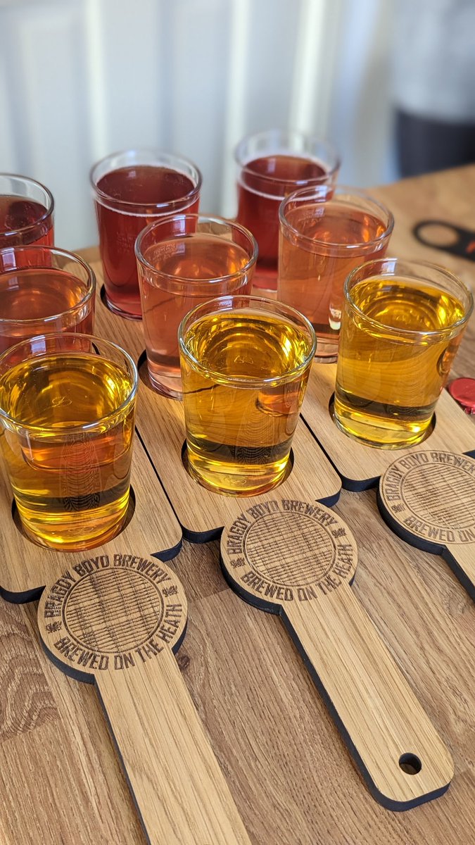 BragdyBoyd's tweet photo. Bank Holiday Weekend cider flights anyone? https://t.co/R7GgrnooXw
