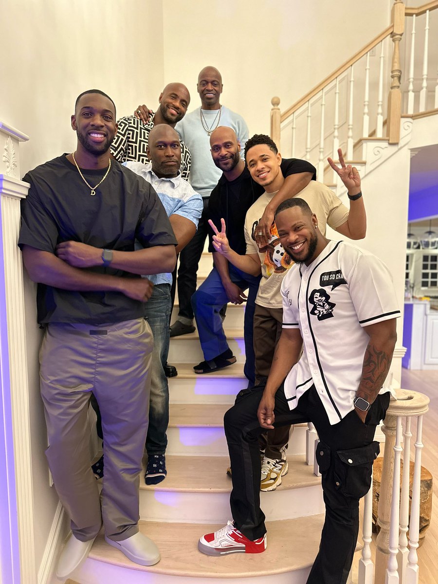 London2US's tweet photo. The Fellas! https://t.co/iPIl7cP2kr