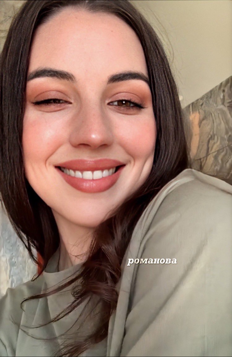 a steady gaze and a little shyness even if the distance between us narrows again, i can't measure how pretty you are after the sun goes down