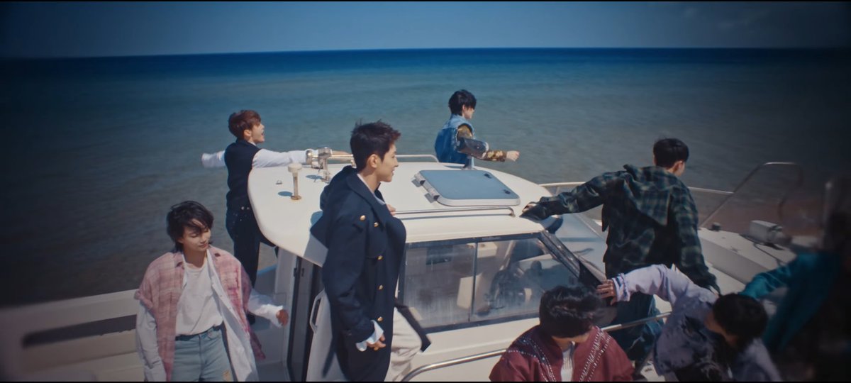 mingyusmedia's tweet image. if home was a person, it would be seventeen ♡ @pledis_17