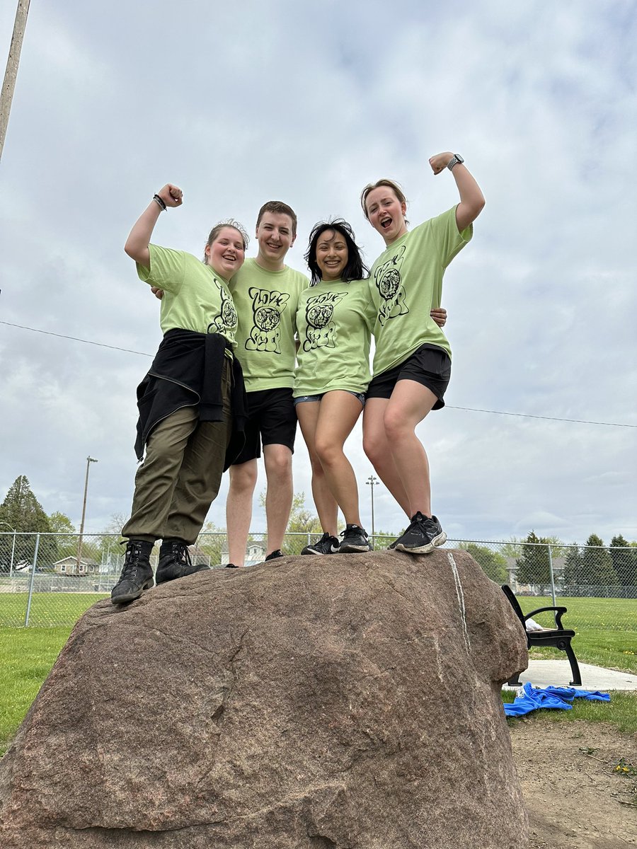 Great day to pick up trash! This group of seniors did an amazing job helping make Altoona beautiful! #SEPSCIPday