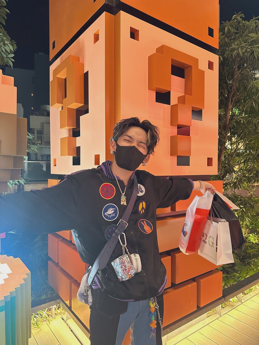 TREASURE tweet media