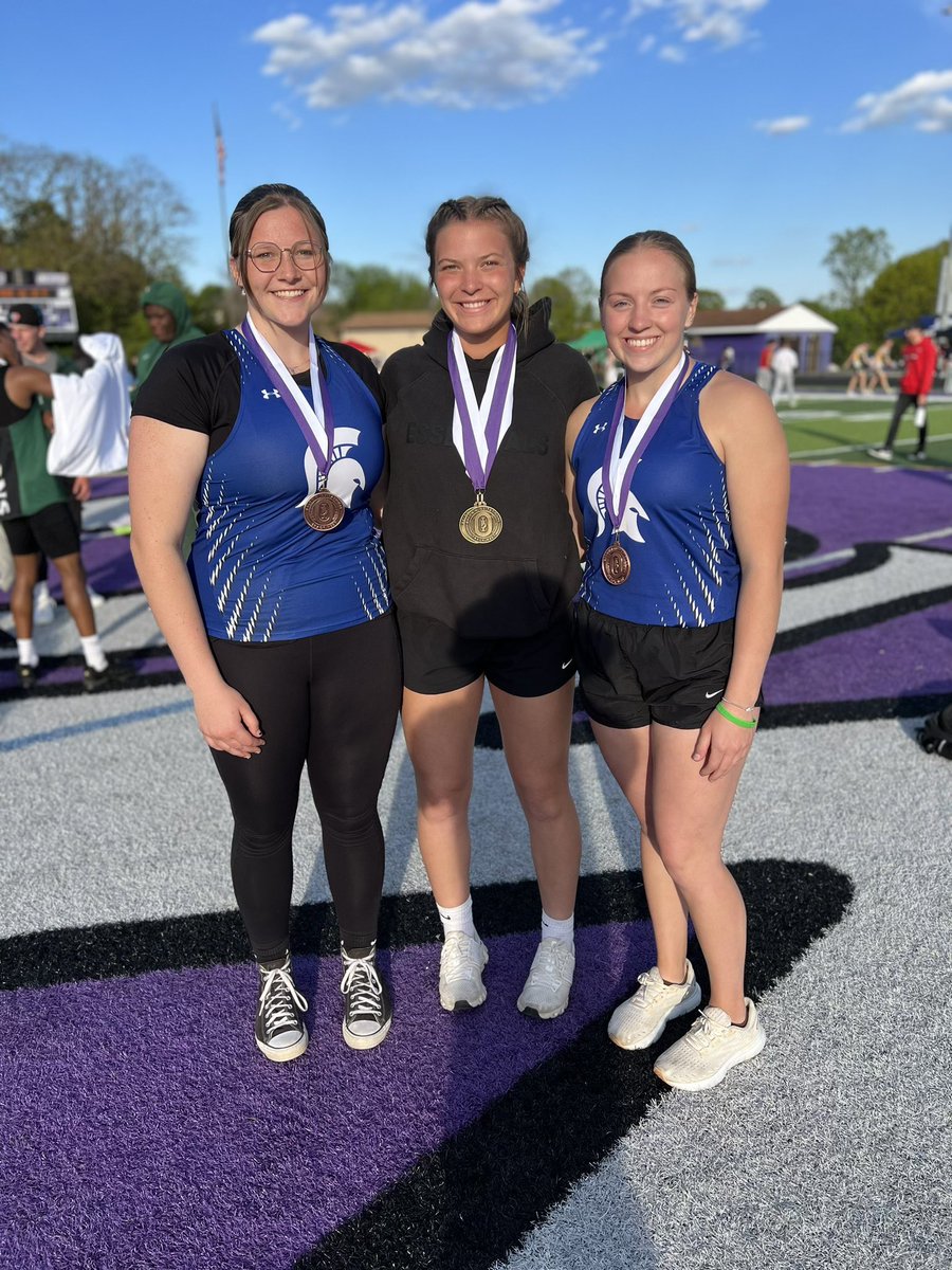 Katie Dolinski (@katedolinski_25) on Twitter photo 3 meets in 3 days!!
Thursday: 3rd place in shotput at playoff meet against North Allegheny.
Friday: 6th place in discus at Baldwin invitational.
Saturday: two PR throws at Norwin 9 and 10 invitational, 1st in discus with 107-1 2nd in shotput with 33-3
<a href="/HempfieldAreaTF/">Hempfield Area Track and Field</a> 3 meets in 3 days!!
Thursday: 3rd place in shotput at playoff meet against North Allegheny.
Friday: 6th place in discus at Baldwin invitational.
Saturday: two PR throws at Norwin 9 and 10 invitational, 1st in discus with 107-1 2nd in shotput with 33-3
<a href="/HempfieldAreaTF/">Hempfield Area Track and Field</a>