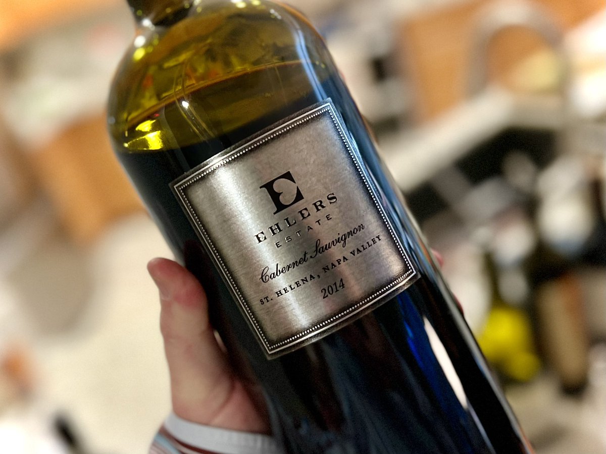 RoebuckSteve1's tweet photo. A fun evening with great friends
#cabernetsauvignon #culinary #delicious #eat #wineintheglass #winetasting #wine @Noles31BB @CoastCabCritic @AmauryCarrasco @jwalkermobile @cynthia_hayes @teamhrc @GlennNashville @Friscokid49 @Fuel55 @BartlettBacchus #winelover #sommchat https://t.co/VdxYDIRkh5