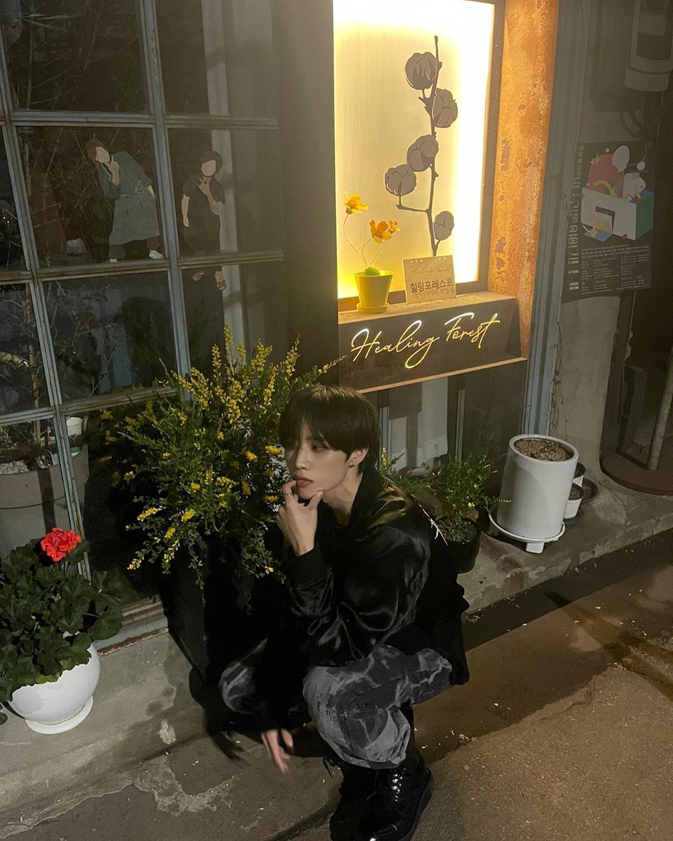 surnwookim's tweet photo. https://t.co/GkIbIMtQpe