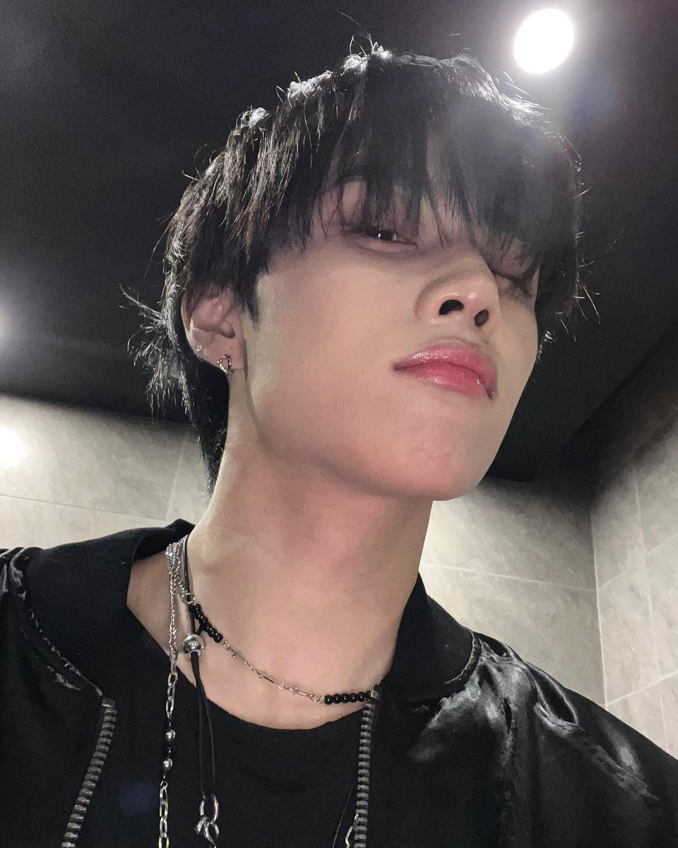surnwookim's tweet photo. I swear, these are the last ones. https://t.co/RUajPCgC2a