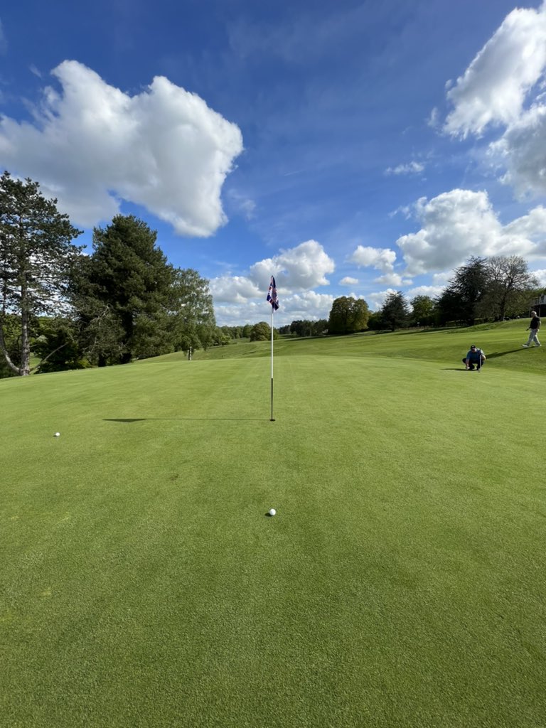 OneMoreRound tweet media