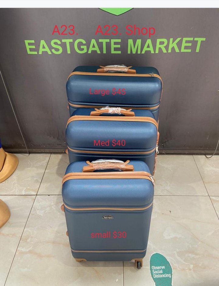 Avonplugnikkie's tweet photo. @iMisred and @redmarketsunday 

I am selling suitcases in Harare visit Eastgate Market Table A23 . Prices range from 15usd to 55usd.Or contact me on +263 77 823 1998
#redmarketsunday https://t.co/0z7LI5Dlau
