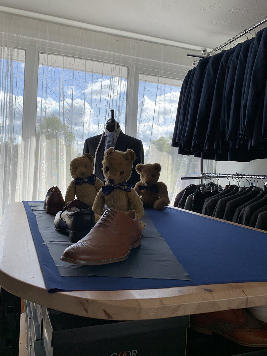 hirewear's tweet photo. Working the bank holiday weekend isn’t work when your working on the #topsecretproject
Shoes make great fabric weights 😁 https://t.co/8W8Walqvjn