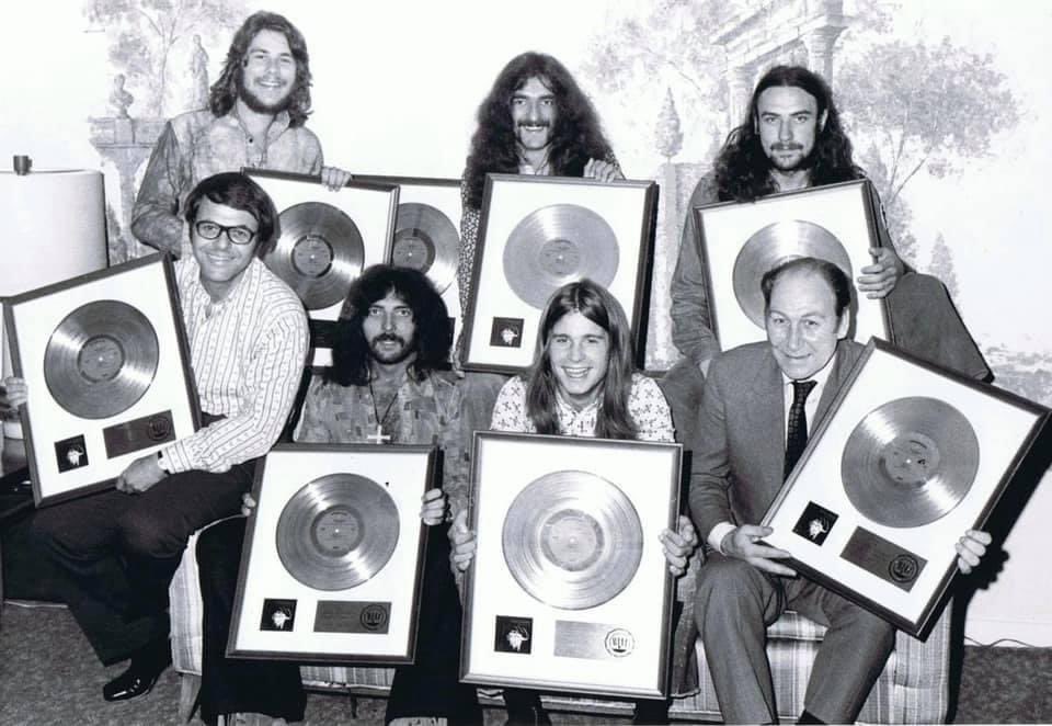 BlackSabbath's tweet photo. May 7, 1971
Paranoid is certified gold https://t.co/P60INxqgvI