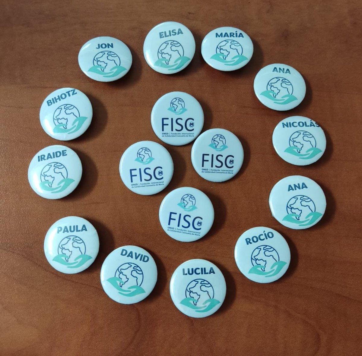 FISC_ONGD's tweet photo. Acabamos la formación del Voluntariado Internacional Salongo 2023. Muchas ilusiones, cuestionamientos, retos, equipos, compromisos esperan a estas 12 personas que han apostado por vivir una experiencia en el Sur durante este verano.
Gracias por vuestro trabajo, ilusión y apuesta. https://t.co/yBgfrlQ7GZ