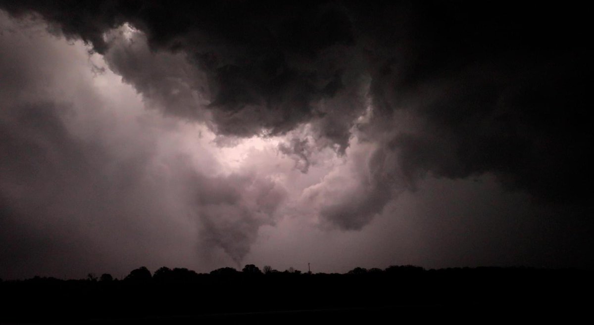 MDetrich's tweet photo. 2023 storm chase - Day 1. Crowell, TX, Thursday, May 4, 2023. #stormchase #tornado #lightning #ig_stormclouds https://t.co/lcFglqTkHt