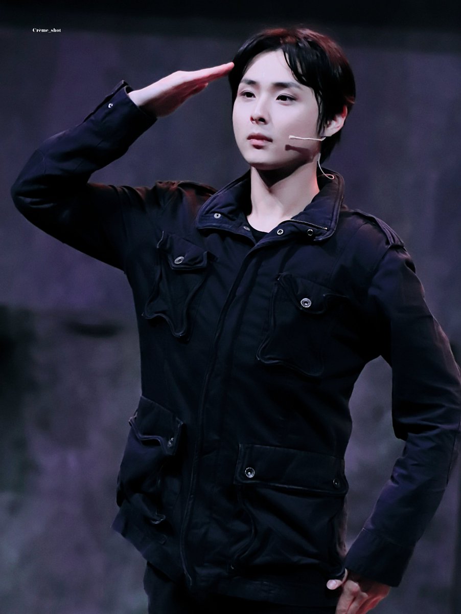 230312 은밀하게 위대하게 #민규
🫡