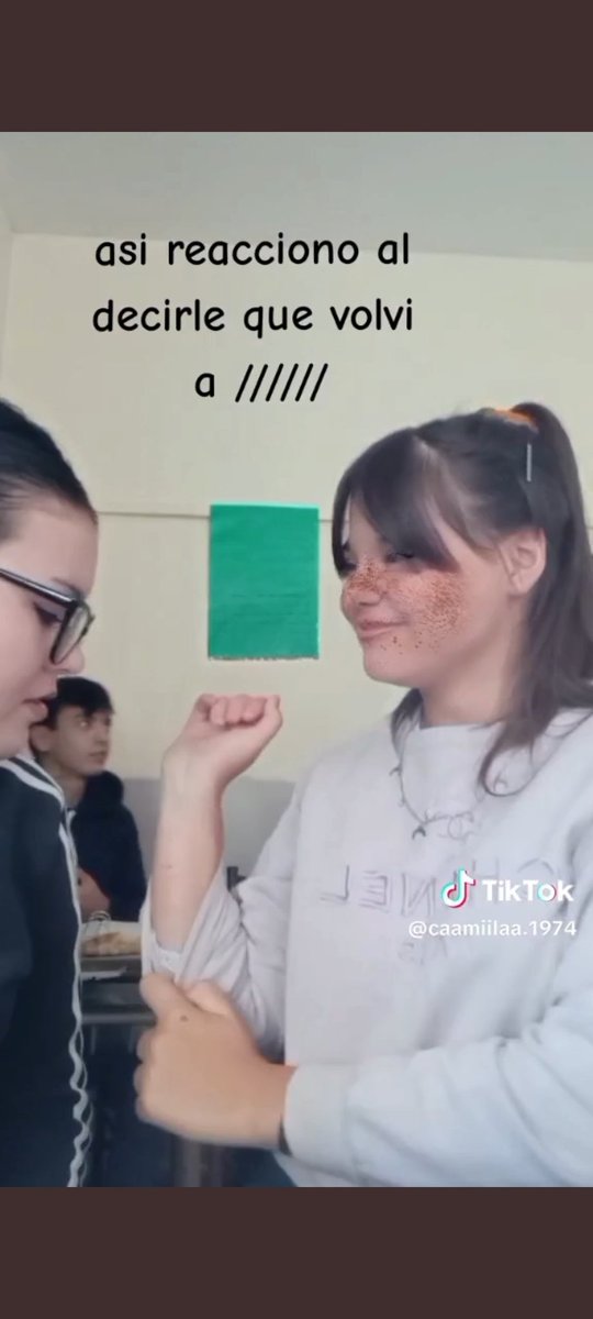 sunnysitoo's tweet photo. De los creadores de “asi reaccionó al decirle que volvi a ////” llega “pense que me iva a pegar🥰🥰🥰” https://t.co/6S6huT7Y1Z