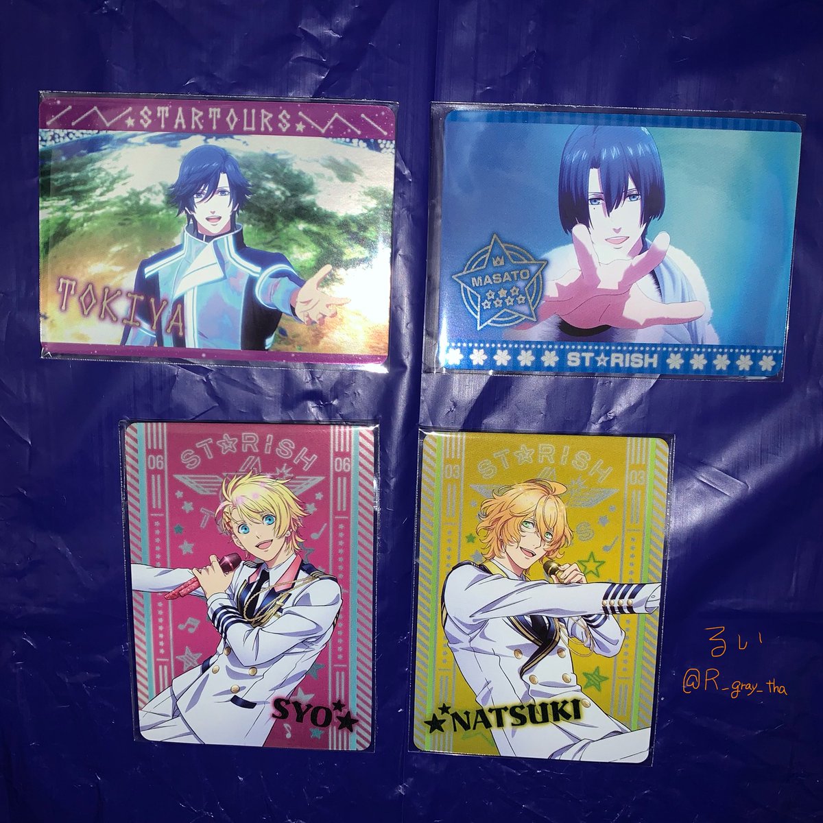 R_gray_tha's tweet photo. 《交換》うたプリ うたの☆プリンスさまっ♪ ネオンコレクション

【譲】
   機長服 : 翔、那月
       ソロ : 真斗
スタアワ : トキヤ

【求】
各種 レン

いずれもノーマル仕様です。
検索からでもお気軽にお声かけください。よろしくお願いします。 https://t.co/JDZPb3Y3jq