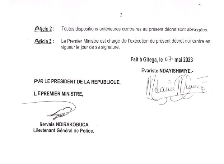 JishoRyiza's tweet photo. Destitution du chargé de com à @BurundiGov https://t.co/Xm8GurkYA6