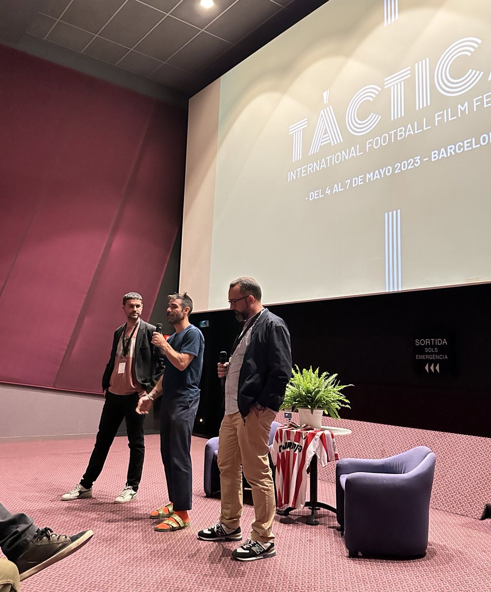 TacticaFest's tweet photo. “Los aficionados de la @SDLogrones eran considerados unos apestados. Y sin embargo en tres años ahora el equipo está por encima del club poderoso. El modelo de autogestión de socios tiene mucho mérito”. 
🗣️ Miquel Sanchís https://t.co/nkydxEInnk