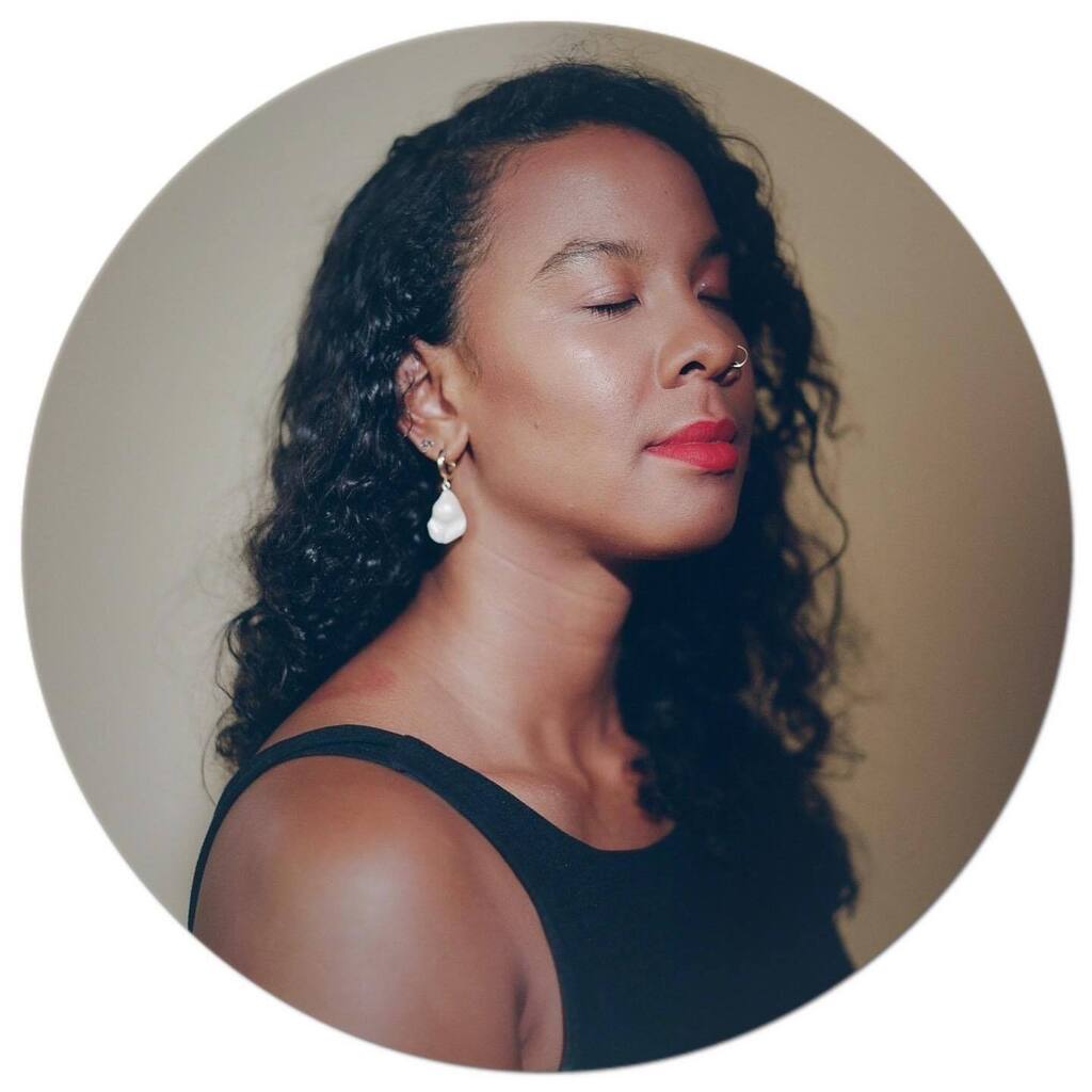 1stpicApp's tweet photo. Featured Photographer: Eva Woolridge
Brooklyn, NY -  Eva Woolridge (she/her) is an award-winning Queer, Black &amp; Chinese conceptual portrait photographer, public speaker, and social activist based in Brooklyn, NY. Her photo series explore the sexual, spir… https://t.co/EjKnzzF7BM https://t.co/55Izn9mgPy