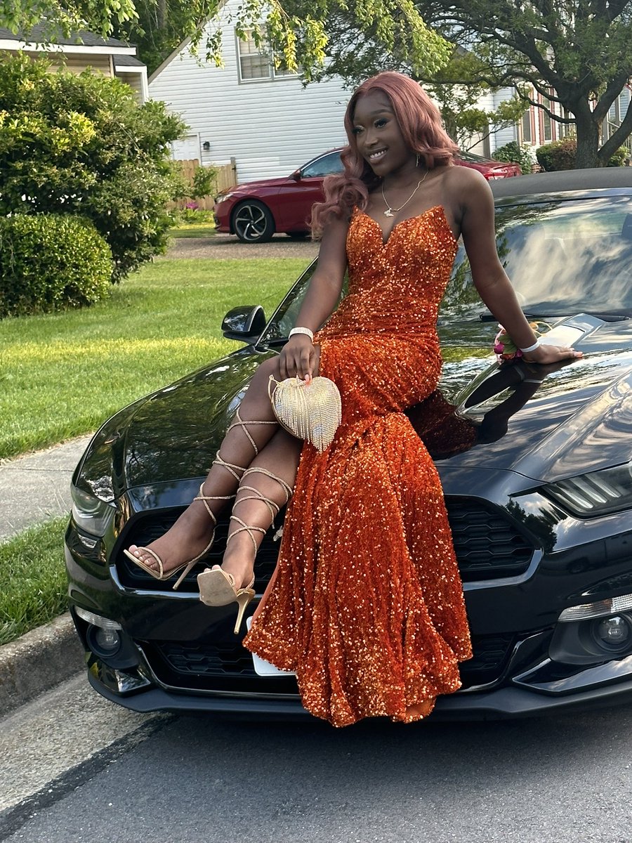 itstatibitvh's tweet photo. #Prom2023 https://t.co/N5Yqx2mV42