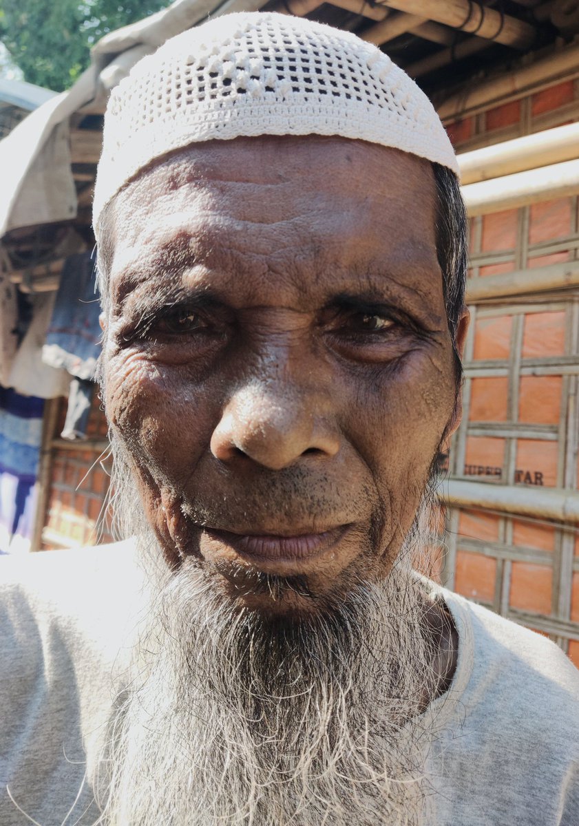 Mohammad Shobi is 80 years old and suffers from respiratory problems. He has no one to support, he has to work to support his family at this age, even in respiratory diseases.

#Rohingya #rohingyaoldman #RohingyaCrisis #photo #RohingyaNews #respiratory    #rohingyarefugees