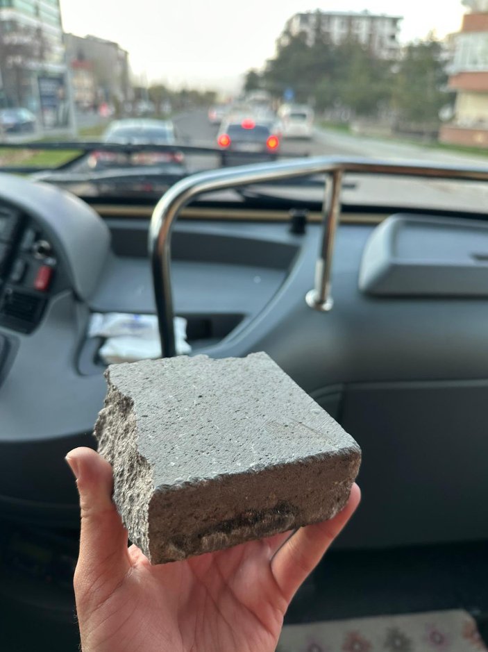 Erzurum'da tek bir vatandaşın burnu kanarsa müsebbipleri bu olaylara göz yuman mülki amirler ve belediye başkanıdır. Zulme ilk turda son vereceğiz, YANINDAYIZ BAŞKAN <a href="/ekrem_imamoglu/">Ekrem İmamoğlu</a>