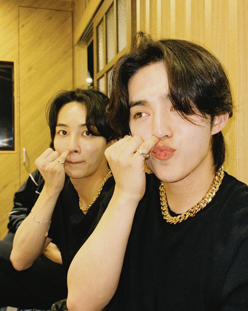 COUPSTAGRAM tweet media