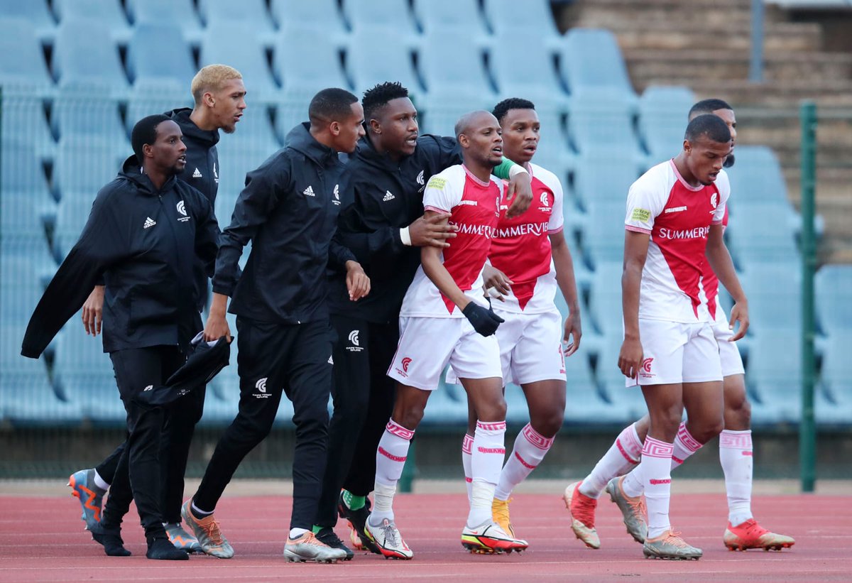 CapeTownSpursFC's tweet photo. 🚨MASSIVE W!!! 🚨

NB La Masia 1️⃣-2️⃣ Cape Town Spurs 

1️⃣ GAME TO GO 

WE MOVE! 🔝🔥

#CapeTownSpurs
#UrbanWarriors
#MotsepeFoundationChampionship
#OURYOUTHOURFUTURE https://t.co/Idq4ewr21q