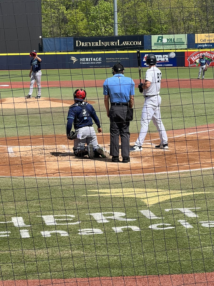 watching yankee prospect Spencer Jones 
#hudsonvalleyrenegades
#heritagefinancialpark