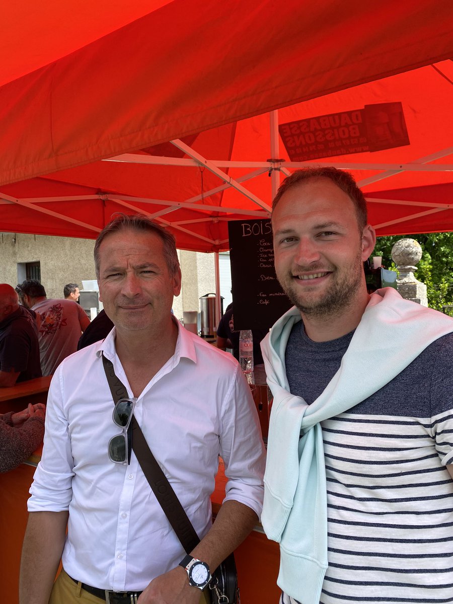 alainscudellaro's tweet photo. #miradoux petite balade fort sympathique à la foire de printemps pas mal de stands pour préparer son jardin. Merci aux pompiers 🚒 pour l’organisation et à Jérémy Lagarde son maire pour son accueil. #gers #lomagne https://t.co/zD5EZ2rN0w