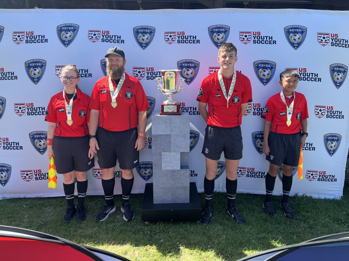 KSRefereePro's tweet photo. Congratulations to the 13U girls @KSYouthSoccer Presidents Cup final crew! #KSPresidentsCup #ClaimTheCup #KSProRef https://t.co/DlQ9gNevIc
