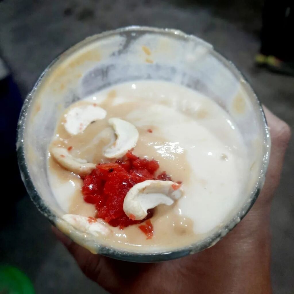 Lingaraj Lassi from #Bhubaneswar by <a href="/chinmayee/">Chinmayee Patel</a>.111 

#FoodieOdia #OdiaFood #therawtextures #feedfeed #nomnom24x7 #nomnomnom #foodiesofbhubaneswar #bangalorefood #bengalifood #northindianfood #delhifood #chennaifood #mumbaifoodie #instafoodie #foodiesofindia #platinggoals #wa…