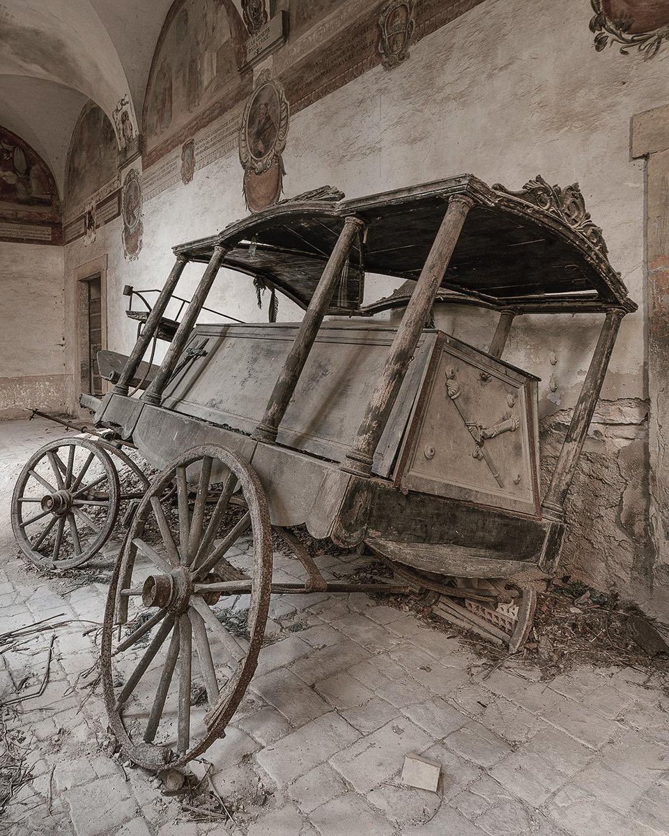 Ride of a lifetime ☠️

#abandoned
#abandoned_nordic
#urbex 

@tanja_palmunen