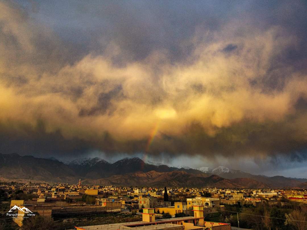 RT @parachinar_view: Rainbow 🌈 on City #Parachinar
.
#Kurram
#SecureTheKurram #parachinarview #parachinarbeauty #rainbowphotography #cloudsphotography #sunsetphotography #unseenbeauty #explore