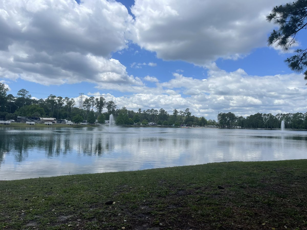 Day 1: I bought a camper, pulled my 2 teenage sons out of school, and we’re now on a random journey around the US seeing what there is to see out there. Touch grass everyone!

#Day1 #touchgrass