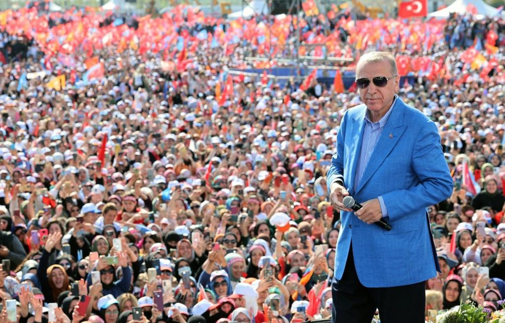 UASonay's tweet photo. Sen ne güzelsin İSTANBUL ❤️

#TürkiyeSanaEmanet https://t.co/O7LaJqYuMI