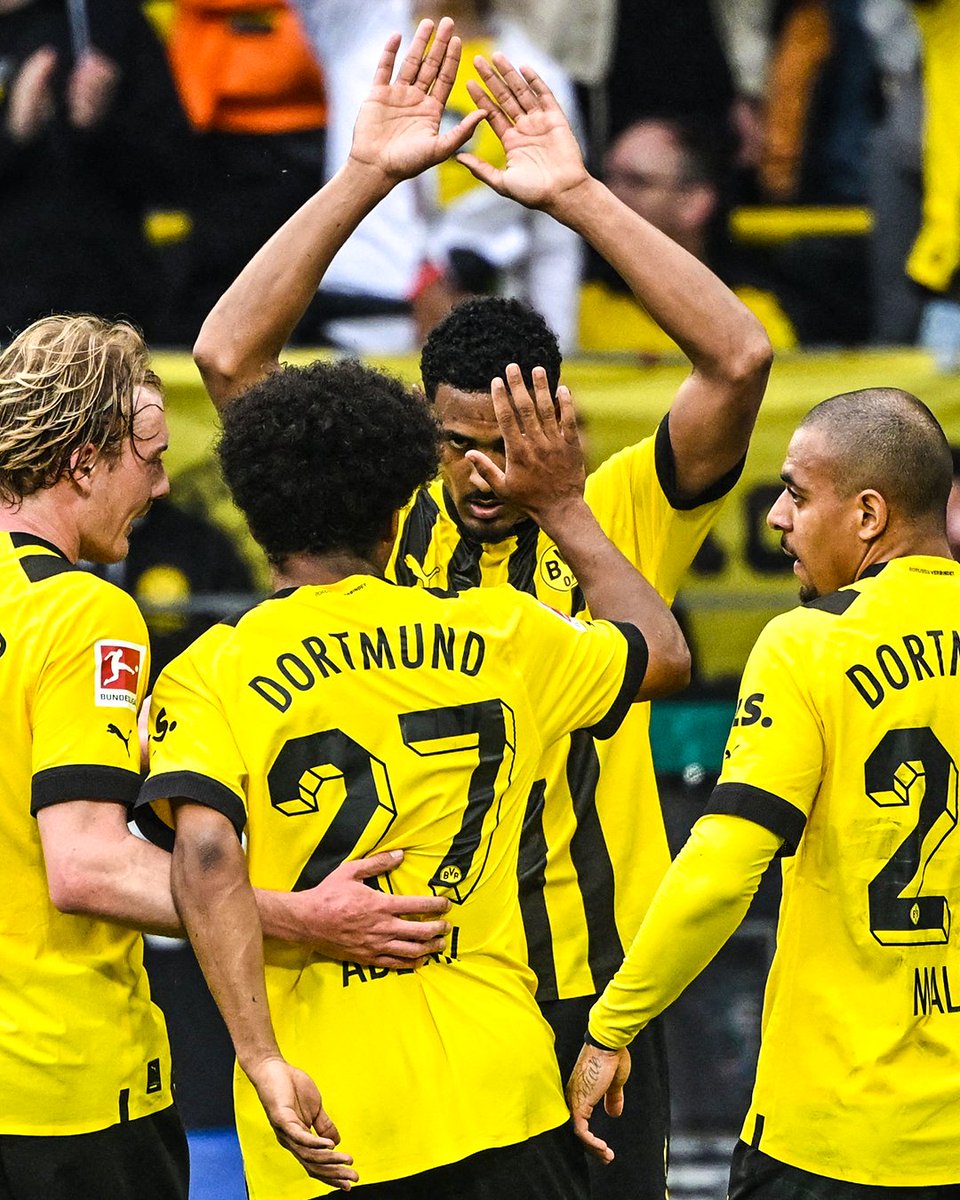 14'—Dortmund 1-0 Wolfsburg 
28'—Dortmund 2-0 Wolfsburg 
37'—Dortmund 3-0 Wolfsburg 

🧑‍🍳